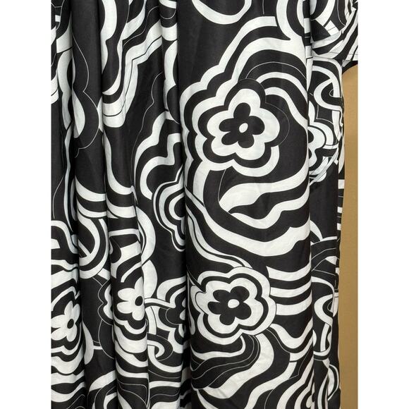 Unique Vintage Smak Parlour Black Psychedelic Floral Belted Caftan 1X NWOT - Picture 7 of 10